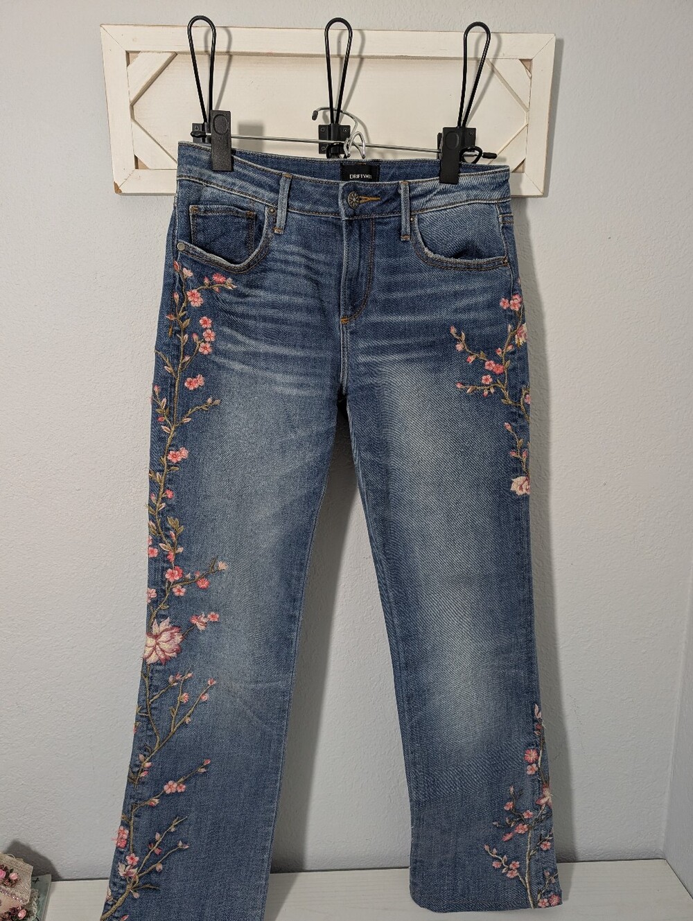 DRIFTWOOD Kelly Cherry Blossom Bootcut Jeans Sz 26